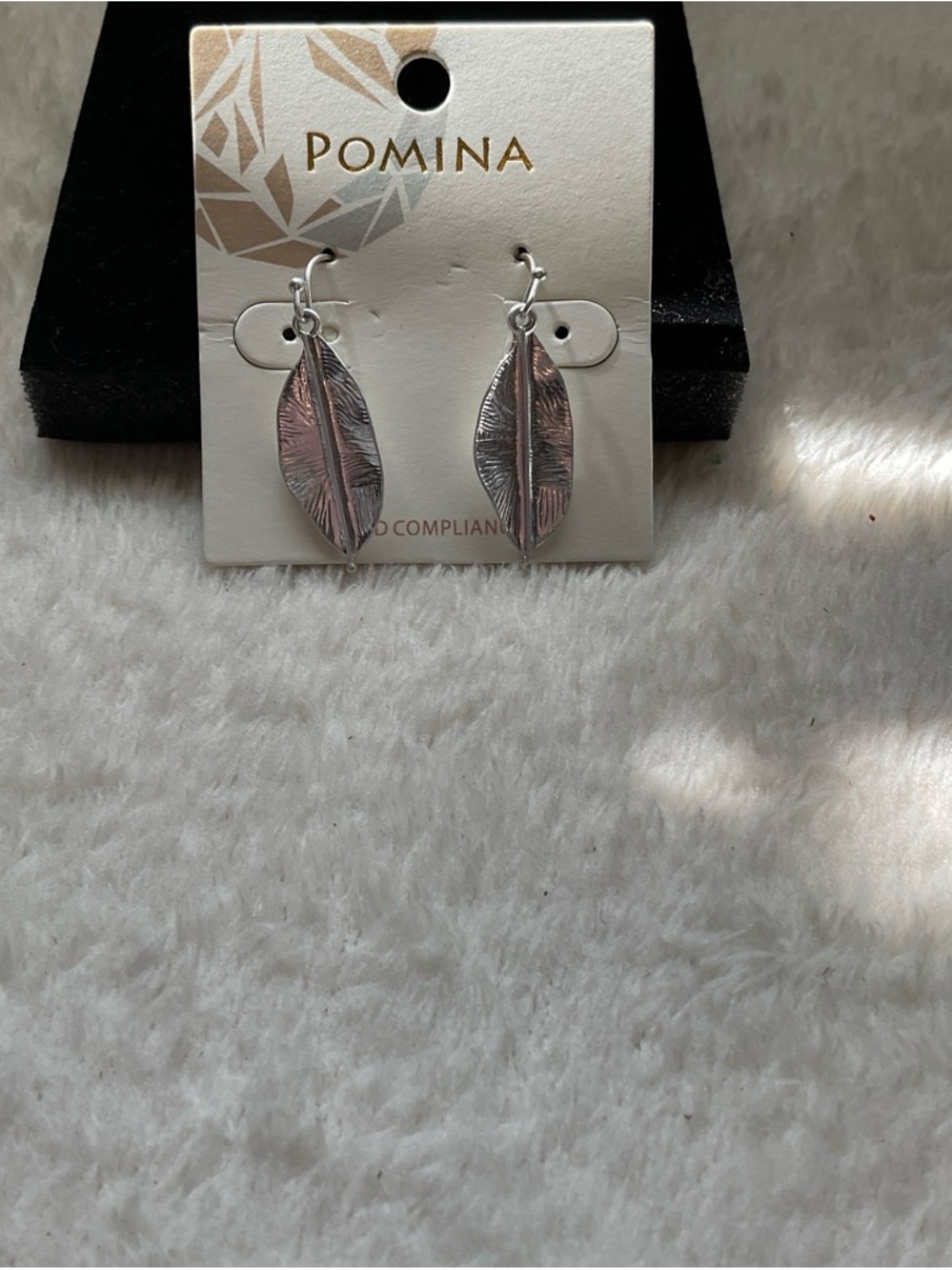 Pomina Silver Feather Drop Earrings - Silver Leaf Design